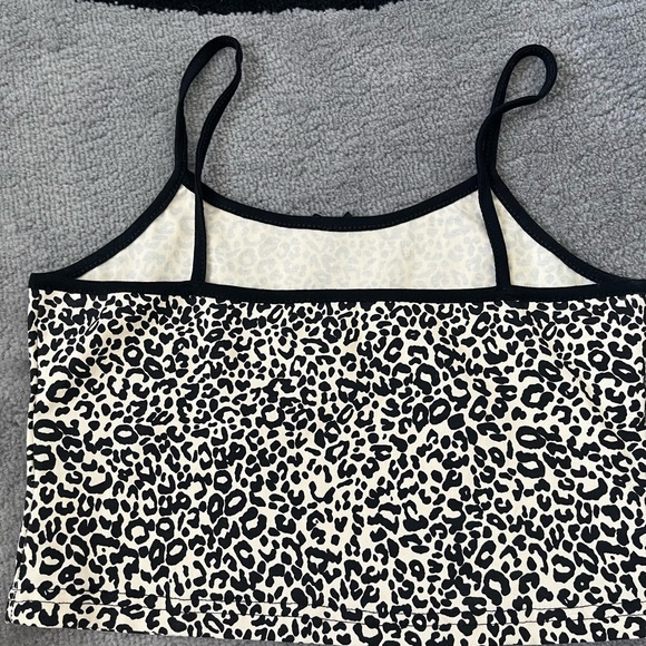 Cheetah print Tank Top - Picture 2 of 3